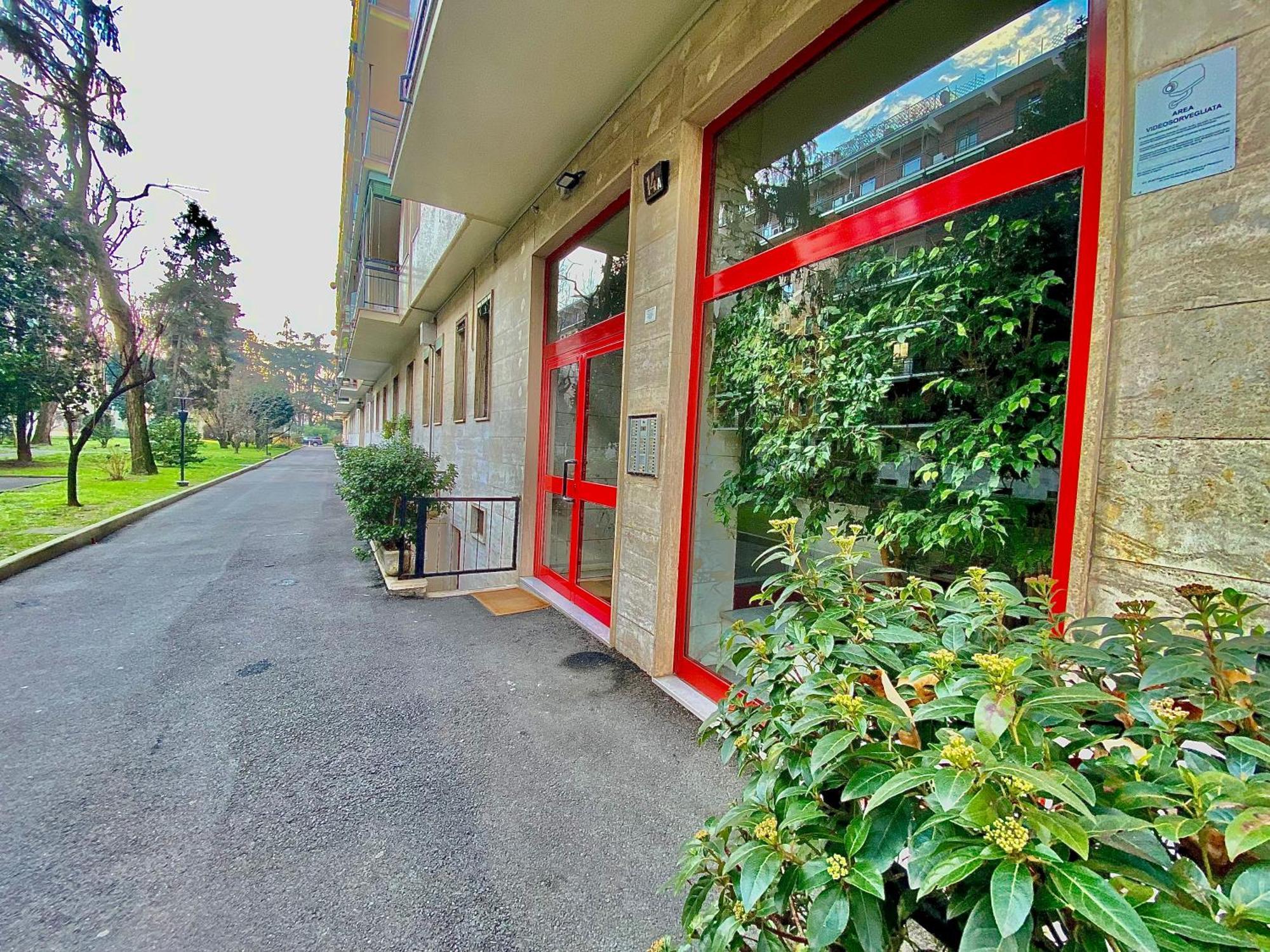 Famagosta Home, Navigli Style, Accanto A Metropolitana M2 Verde, Confortevole E Spazioso Per Gruppi O Famiglie * Milan
