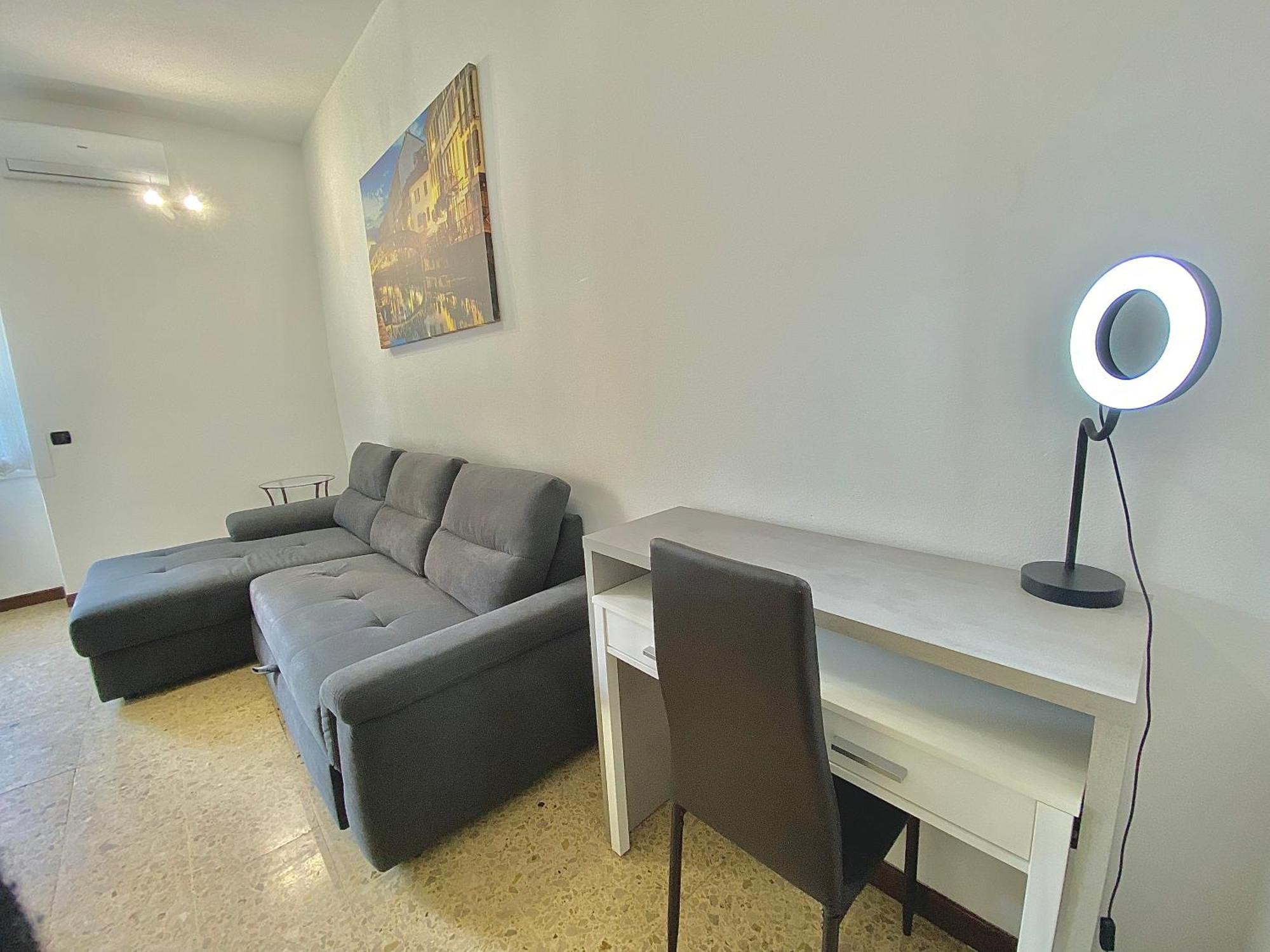 Famagosta Home, Navigli Style, Accanto A Metropolitana M2 Verde, Confortevole E Spazioso Per Gruppi O Famiglie Appartement Milan